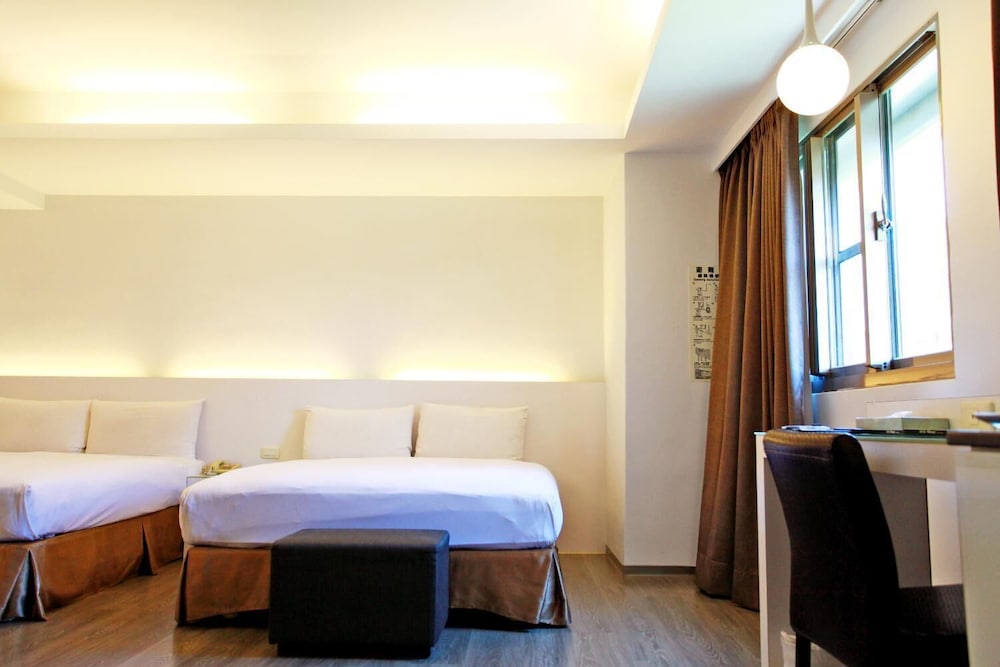 Yes Hotel 19/36
