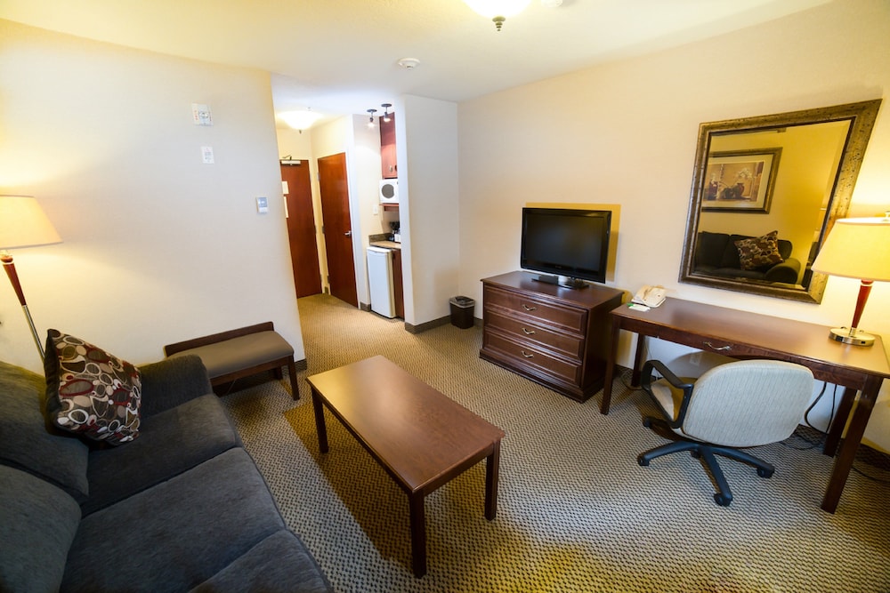 Holiday Inn Hotel & Suites West Edmonton 45/62