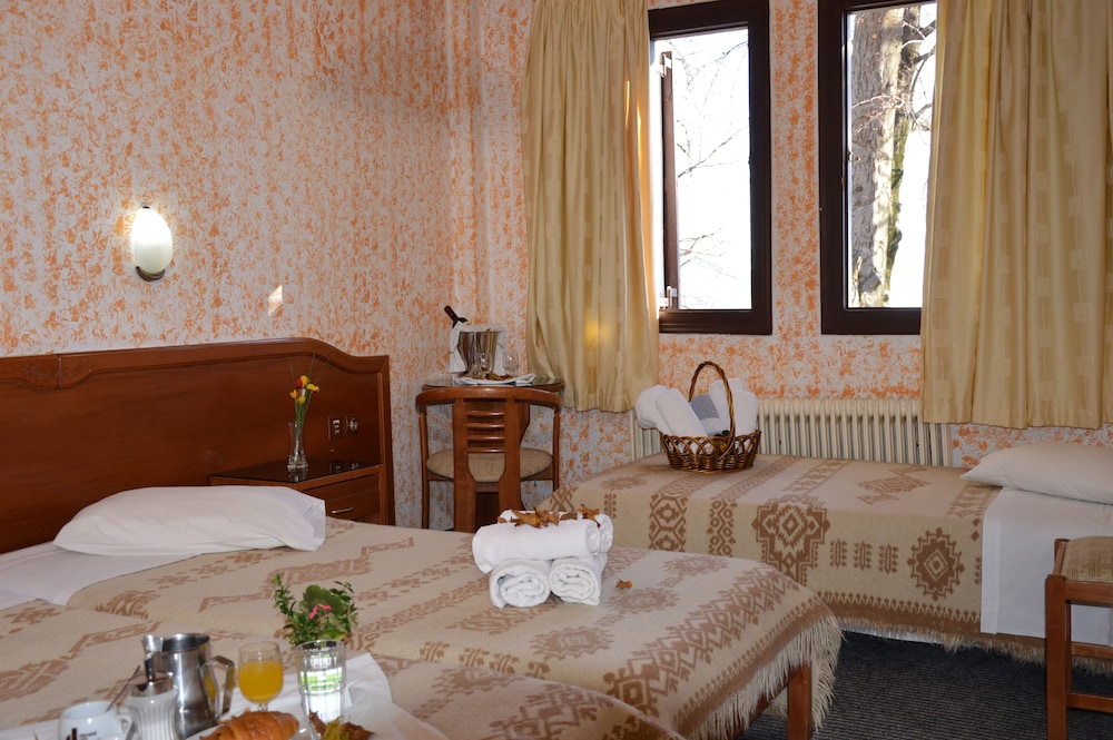 Hani Zisi Hotel 35/50