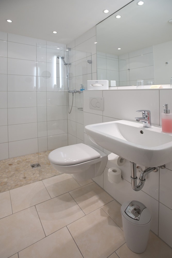 Parkhotel Bilm im Gluck am Stadtrand Hannover 49/50