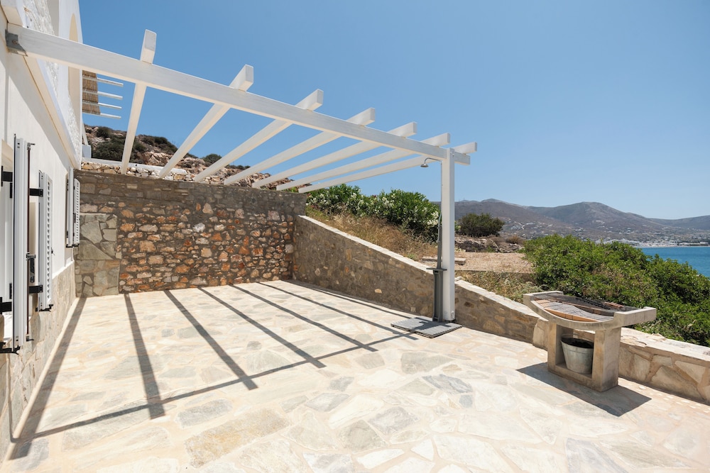 Krios Luxury Suites 42/50