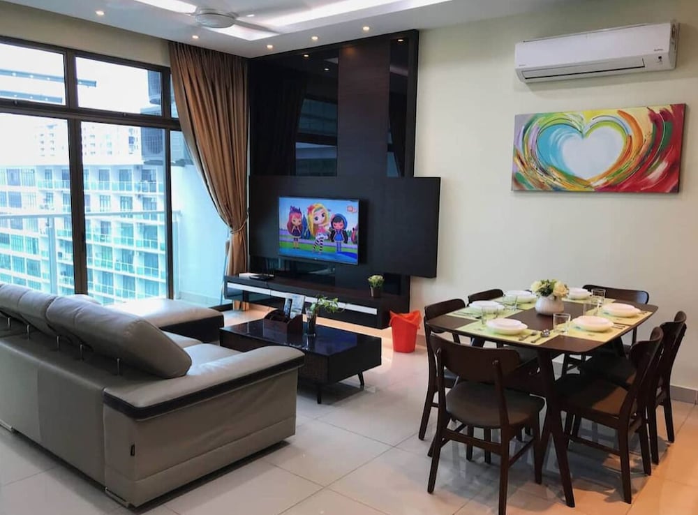 Palazio Serviced Apartment 23/50