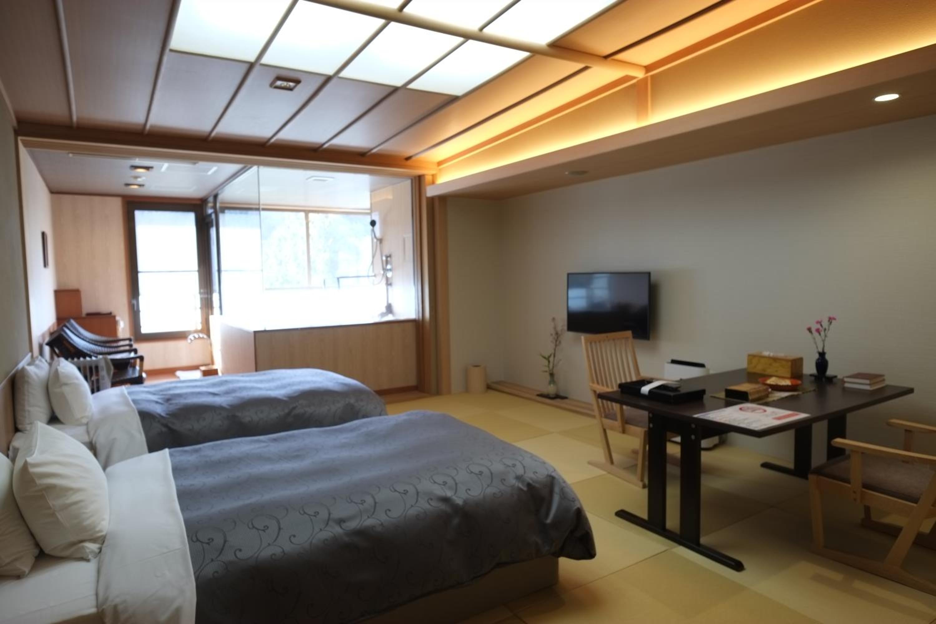 Japanese, Twin Beds, Outdoor Bath