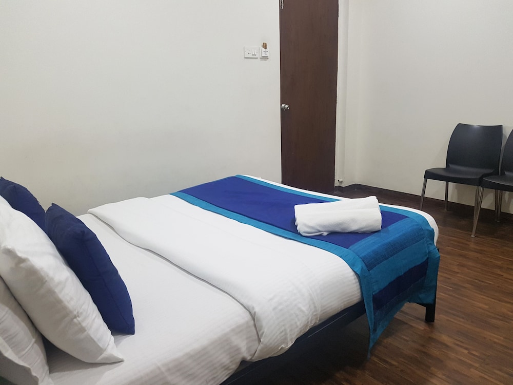 Hotel Kumkum 25/42
