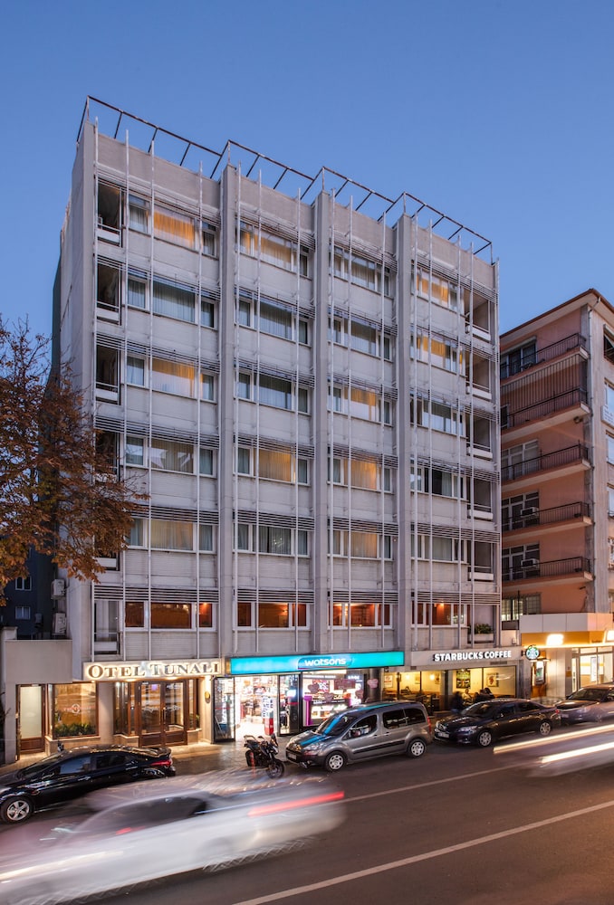Hotel Tunali 7/46