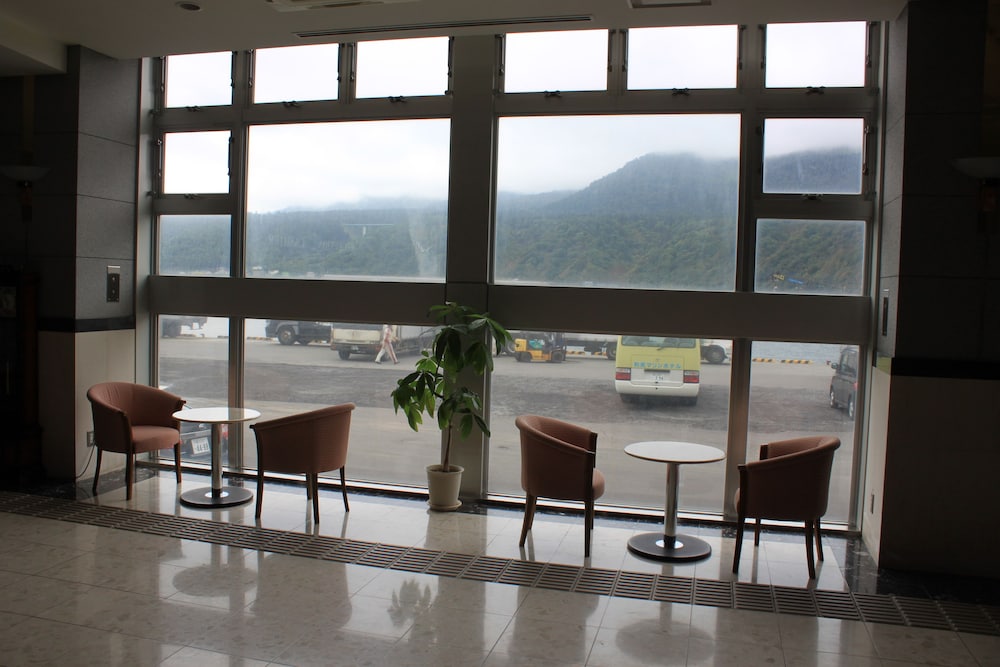 RISHIRI MARINE HOTEL 30/39