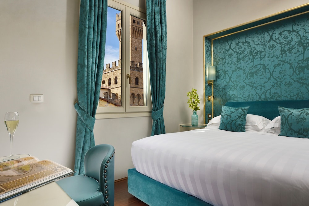 2 BEDROOMS, PRESIDENTIAL, TOWER, PENTHOUSE, TERRACE