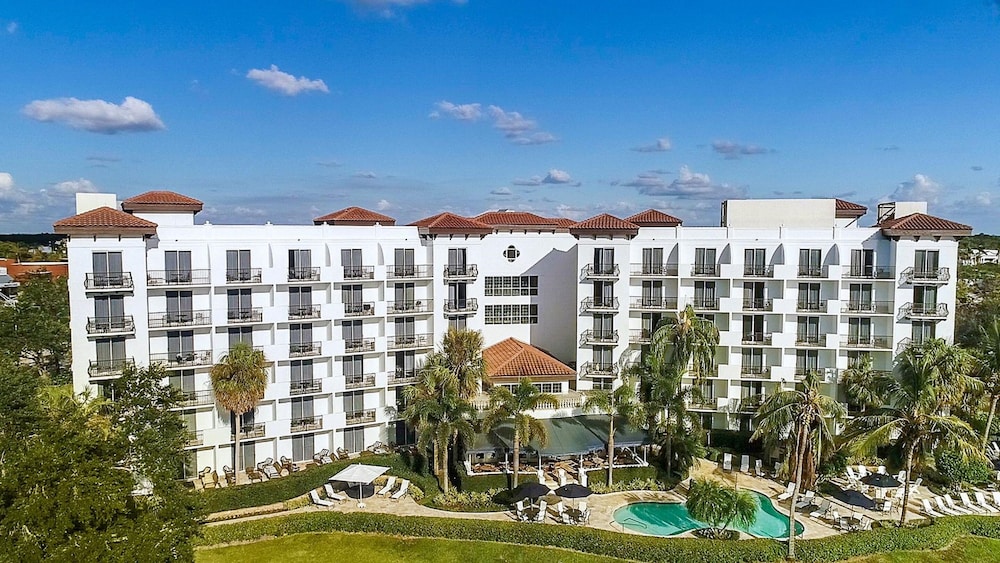 Inn At Pelican Bay 4/67