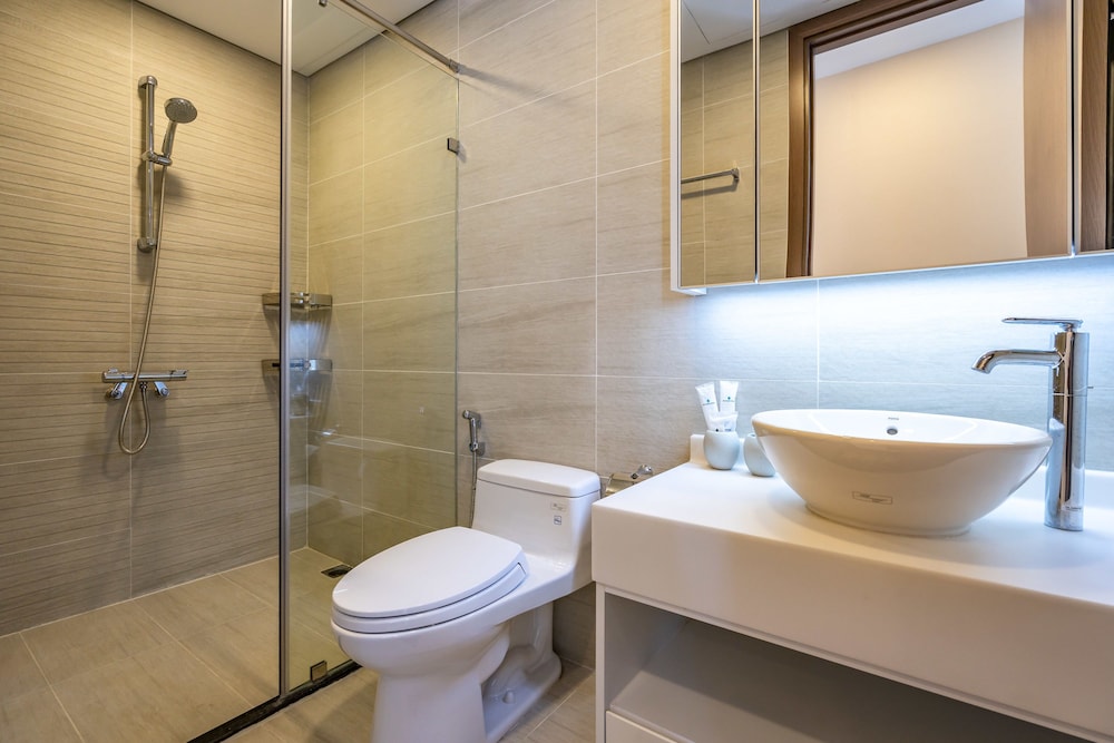 Hoasun Boutique Apartment - Vinhomes Central Park 48/50