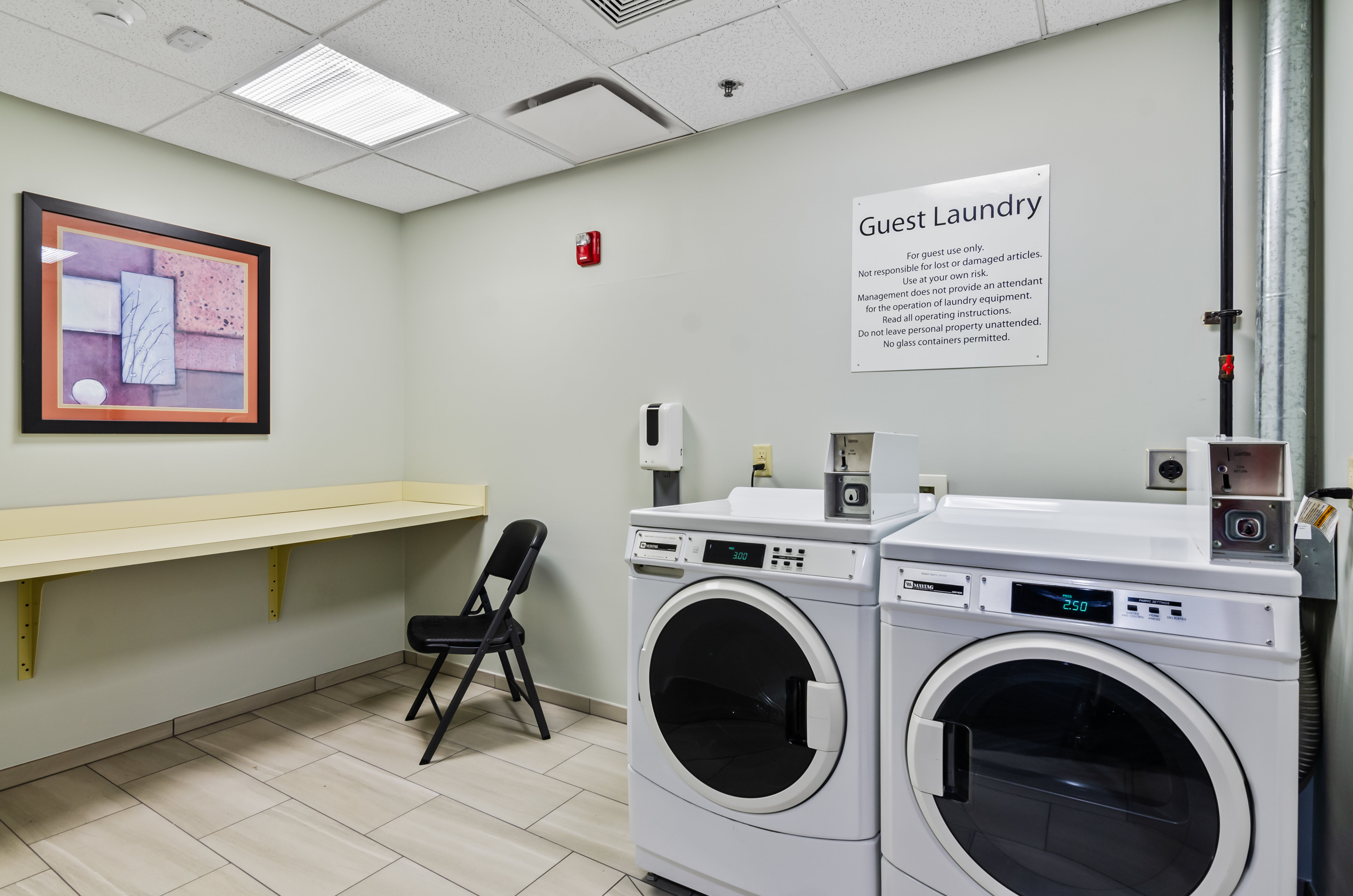 Holiday Inn Express Hotel And Suites Wytheville 64/74