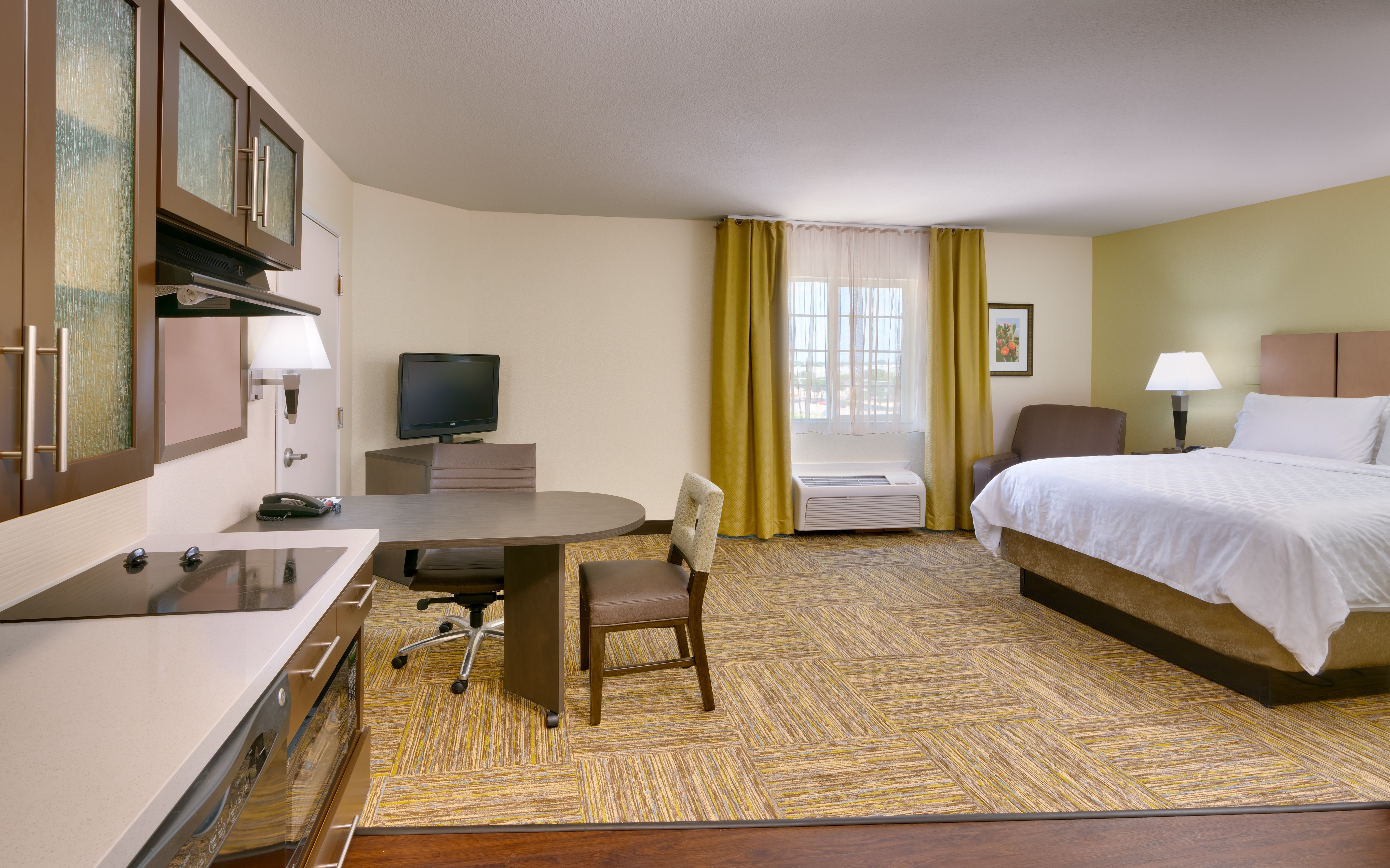 جناح استوديو بسرير كينج