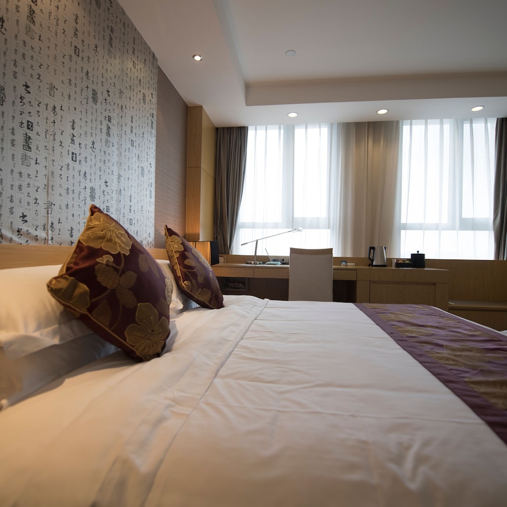Suzhou Sun Plaza Hotel 11/31