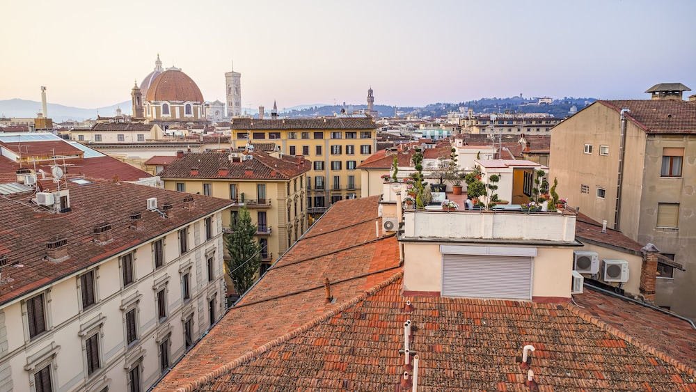 Hotel Bijou Roof Terrace 46/49
