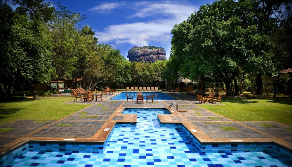 Hotel Sigiriya 33/64