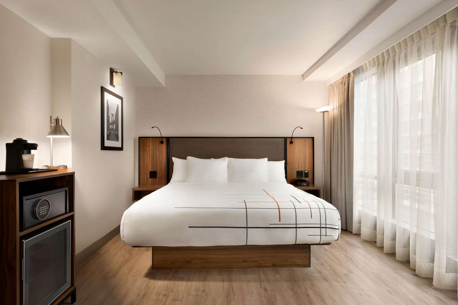 La Quinta Inn Suites By Wyndham Times Square South 17/60