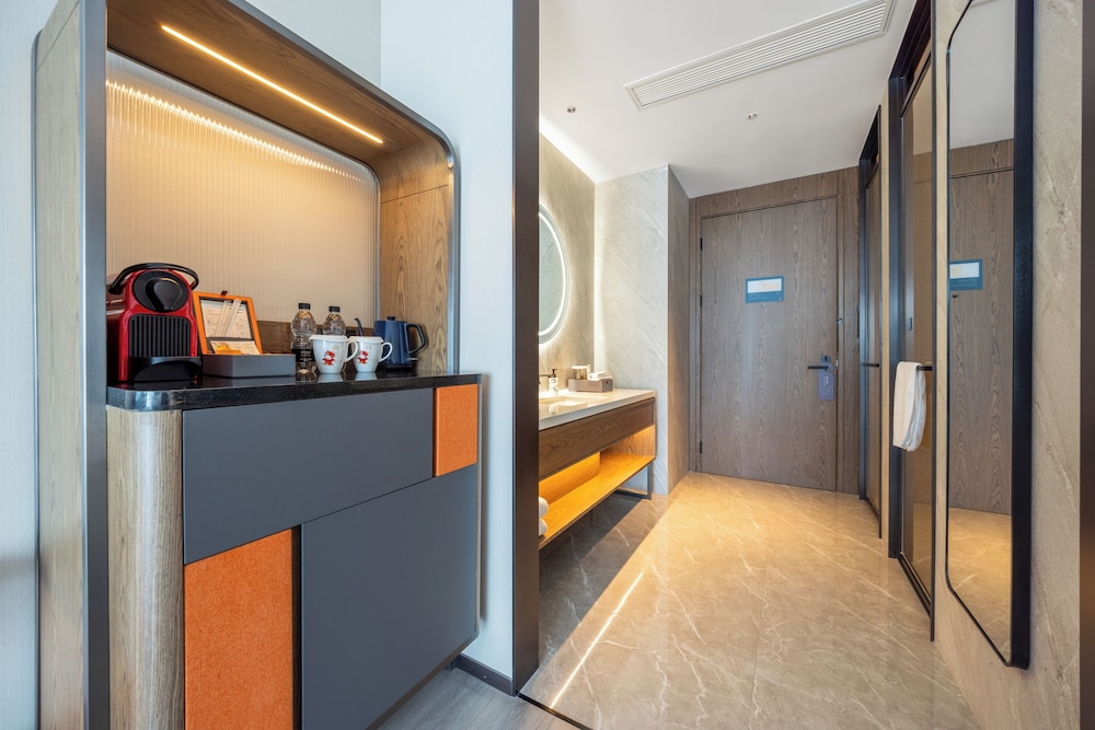 UrCove by Hyatt Nanjing South Railway Station BaiJia Lake 7/50