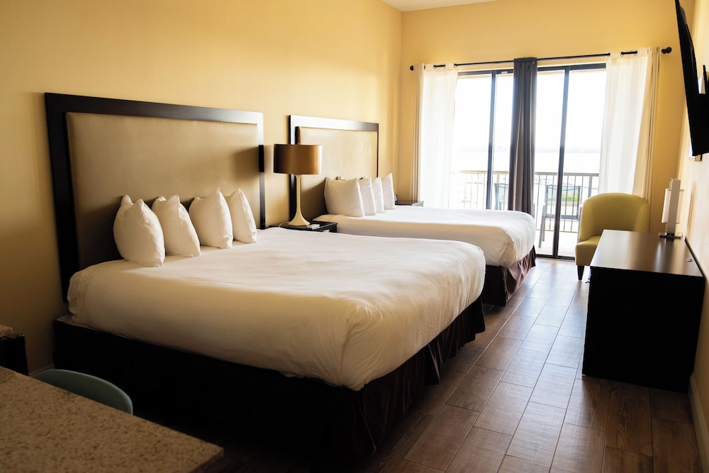 Key West Resort on Lake Dora 34/72