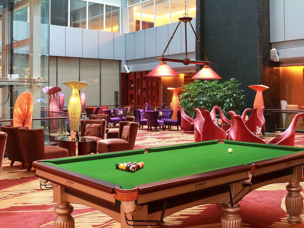 Pullman Guangzhou Baiyun Airport Hotel 67/77