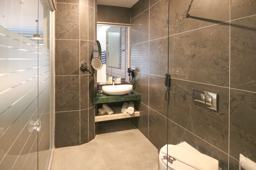 Asia Beach Resort & Spa Hotel 26/74
