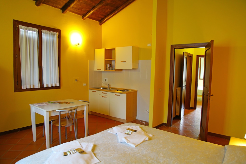 Villaggio Della Salute Piu 23/68