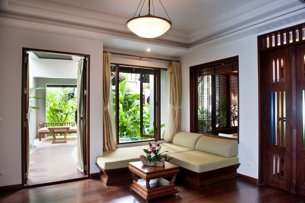 ROYAL MUANG SAMUI VILLAS 44/72