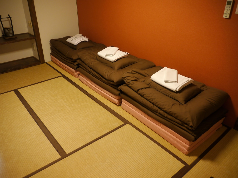 J-Hoppers Hiroshima Guesthouse 31/50