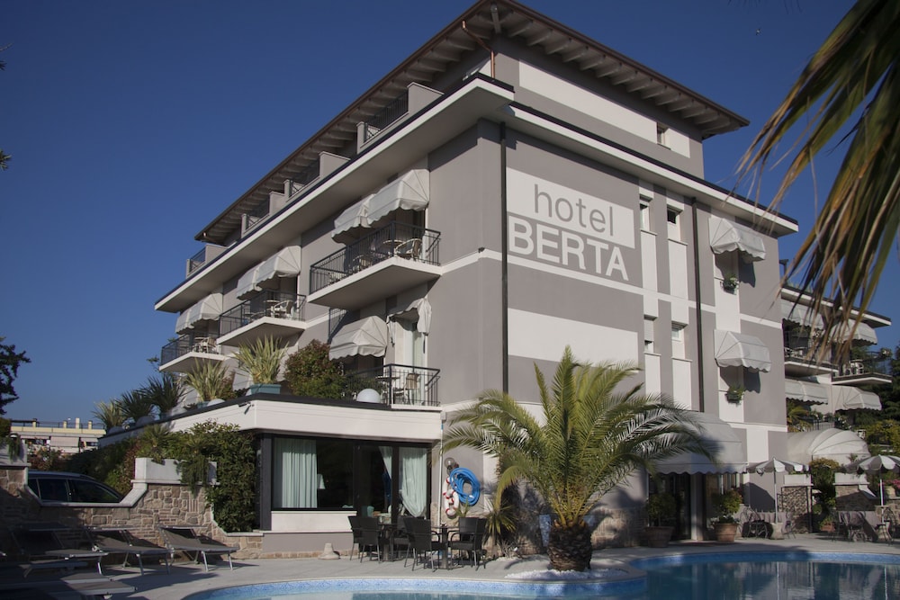 Hotel Berta 3/78
