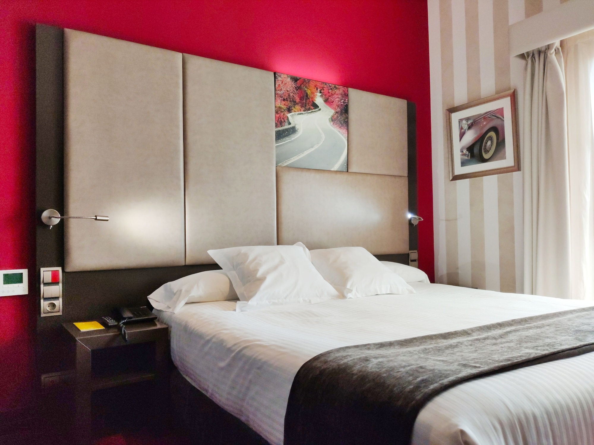Junior Suite, Queen Bed, Sofa