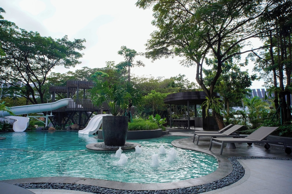 RESINDA HOTEL KARAWANG, MANAGED BY PADMA HOTELS 63/67