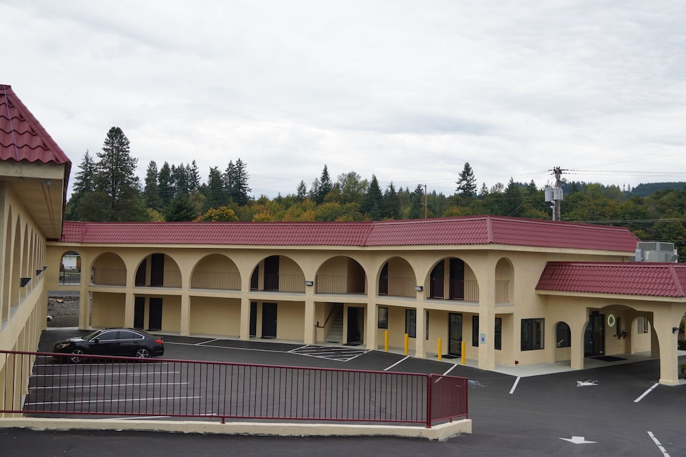 Timberland Inn & Suites 4/63