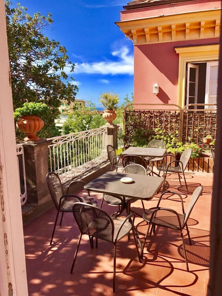 The Secret Garden Relais 57/66