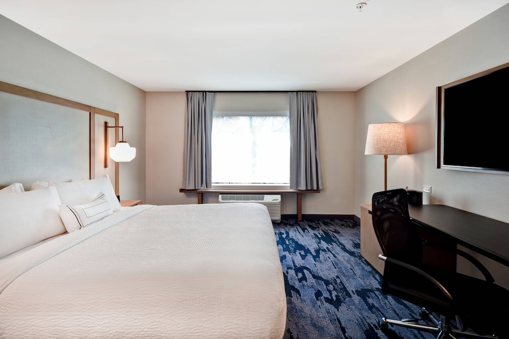 Fairfield Inn & Suites By Marriott Plymouth 15/54
