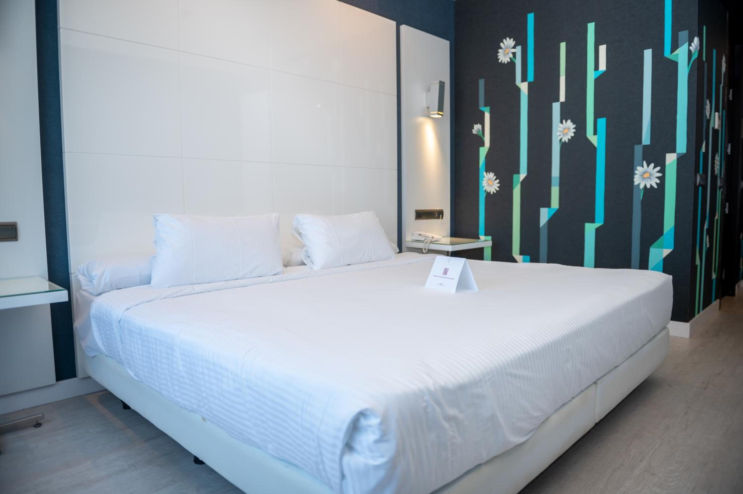 Premium, King Bed
