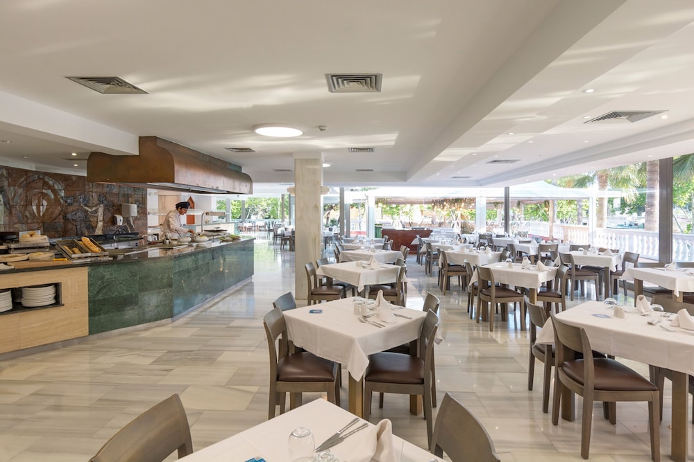 Mar Hotels Paguera and Spa 64/70