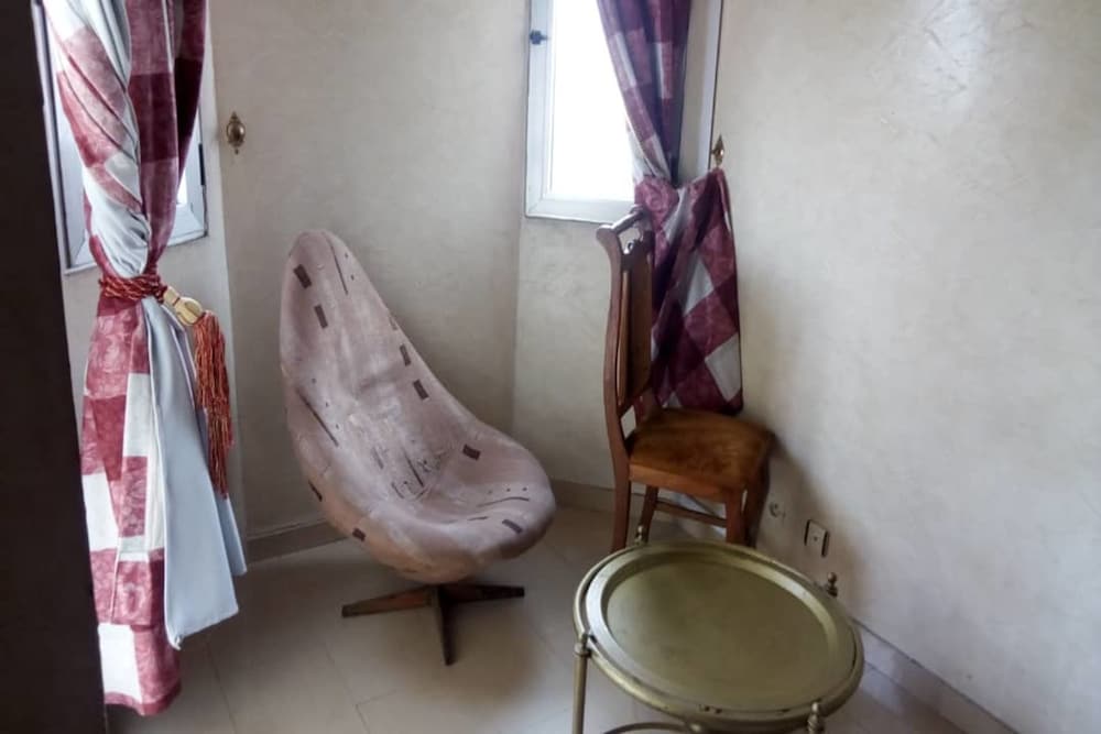 Cocody Guesthouse Galerie 33/34
