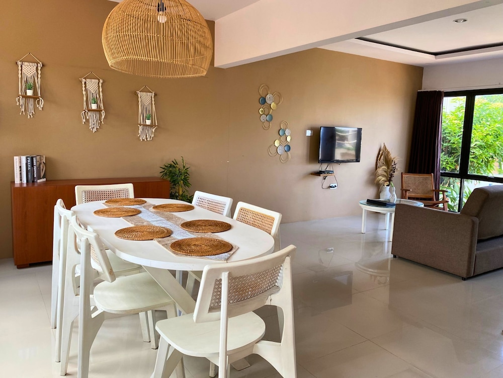The Happinezz Hills Hotel Karimunjawa 22/36