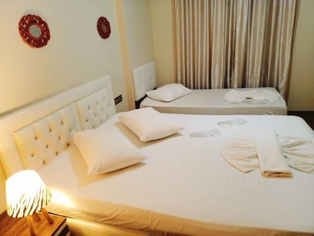 Demir Palas Suites 7/28