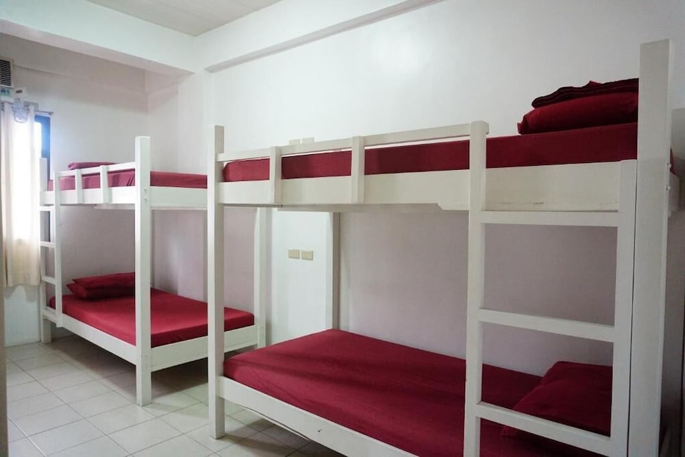 Tarasa Hostel 15/28