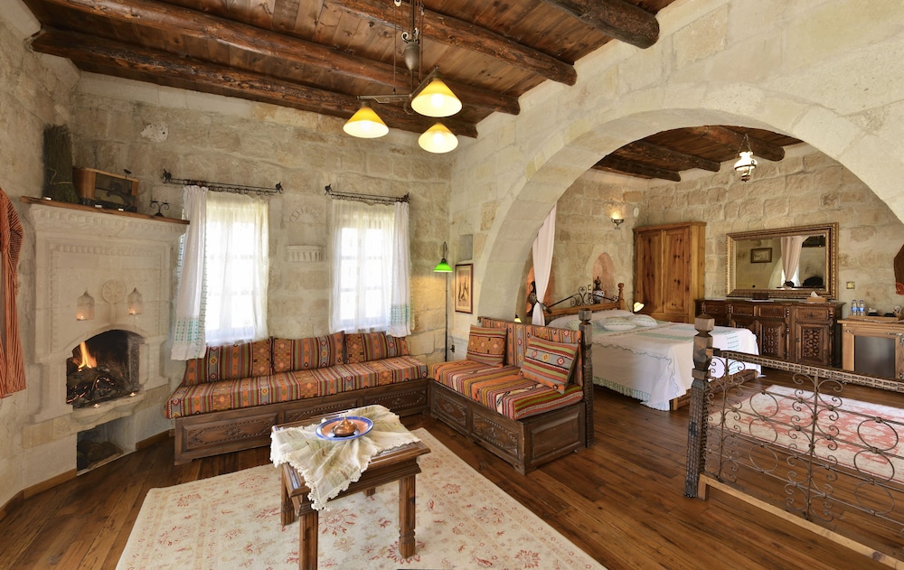 Kelebek Special Cave Hotel 54/84
