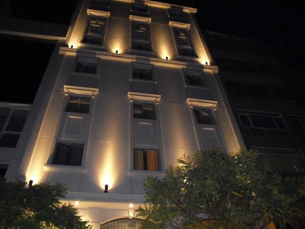 Hotel Davos 2/24