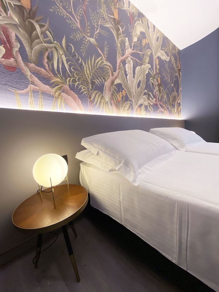 Hotel Astoria 25/50