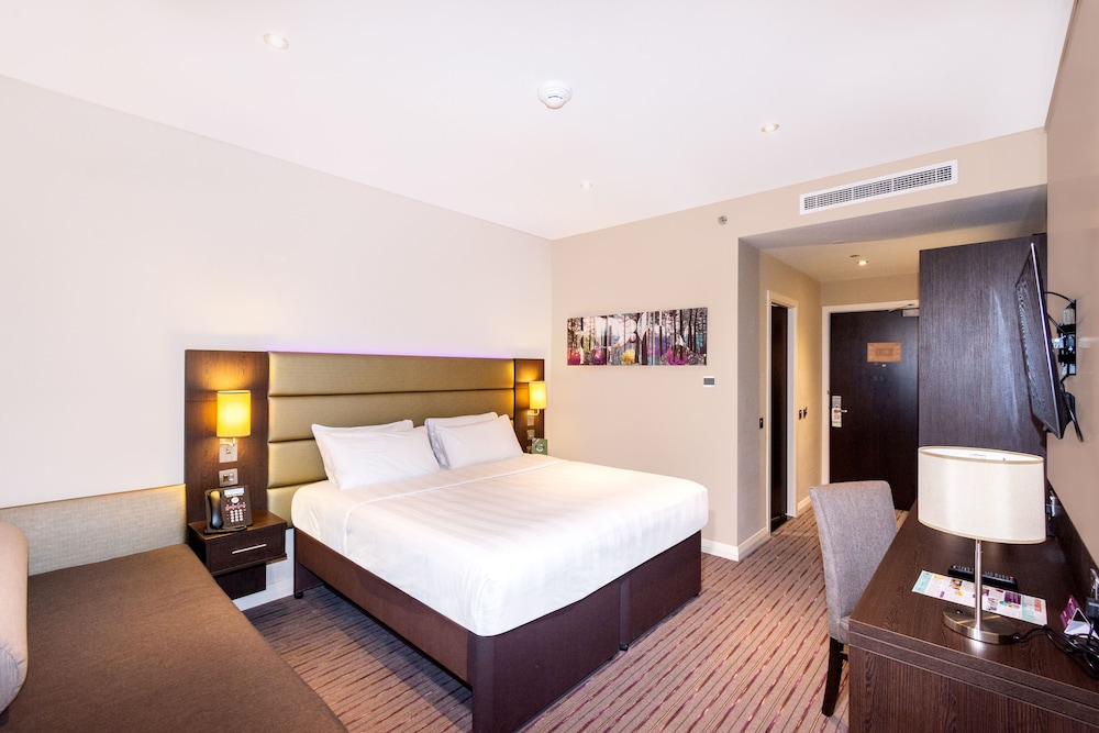 Premier Inn Dubai Al Jaddaf 11/50