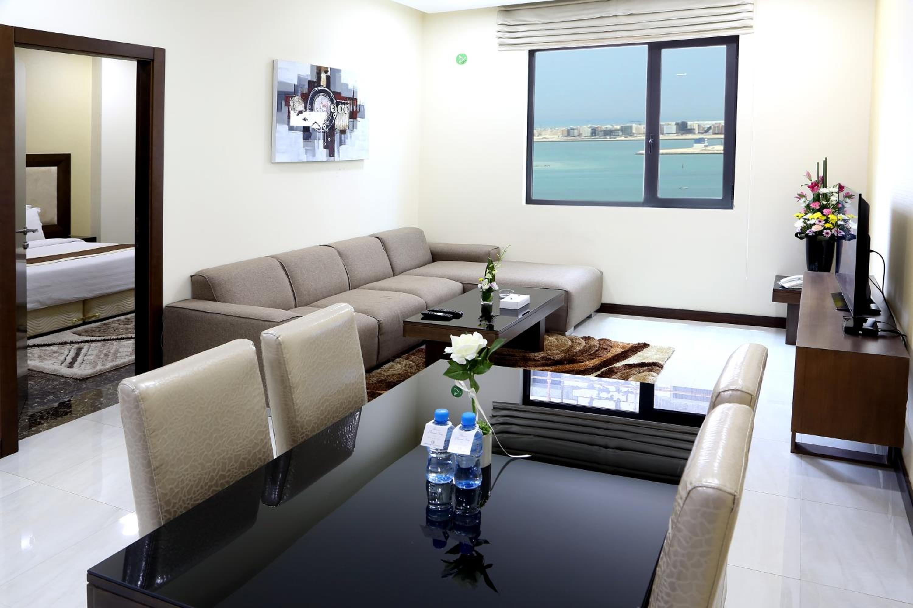 Belle Tower Luxury Hotel Apartments 34/50
