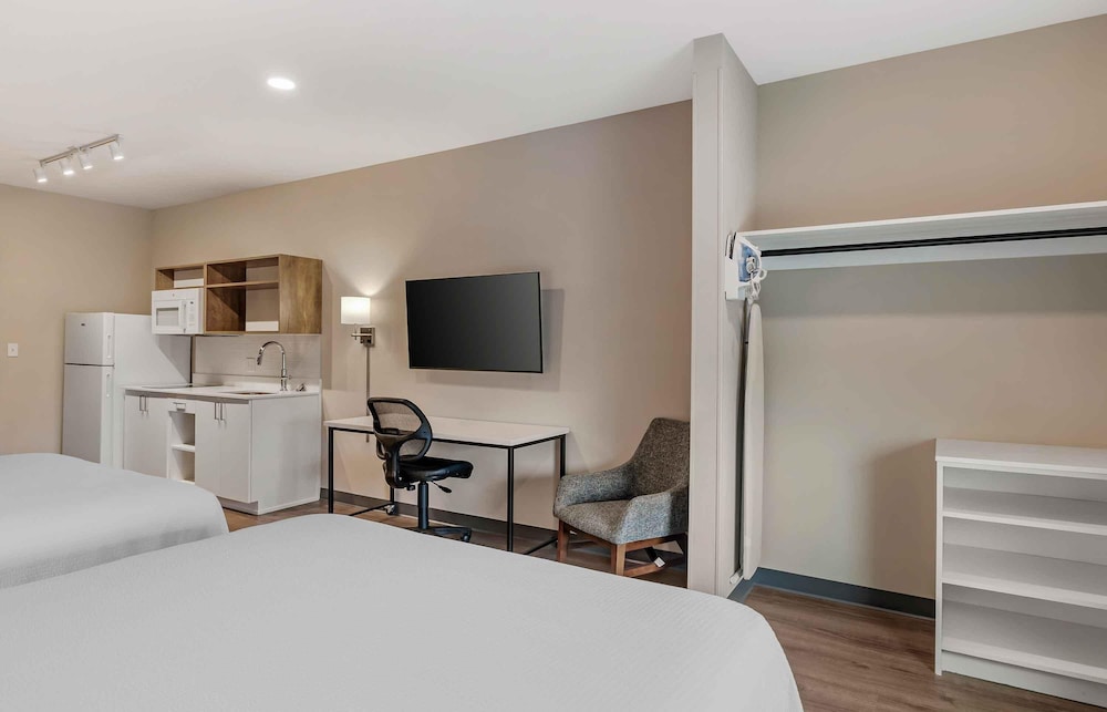 Extended Stay America Premier Suites- Jacksonville - Airport 29/40