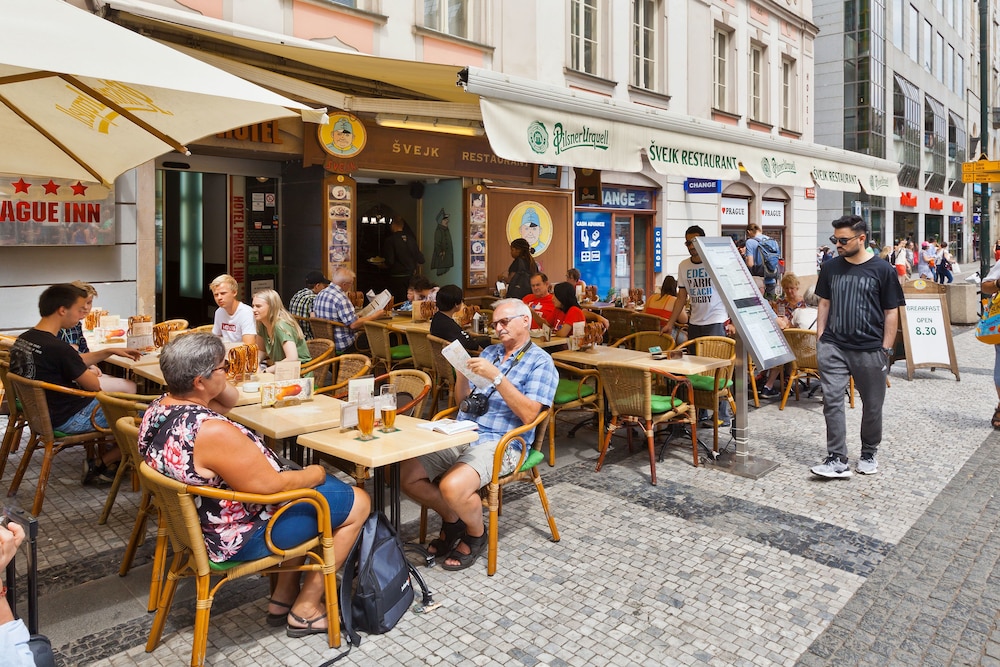 Prague Inn 49/53