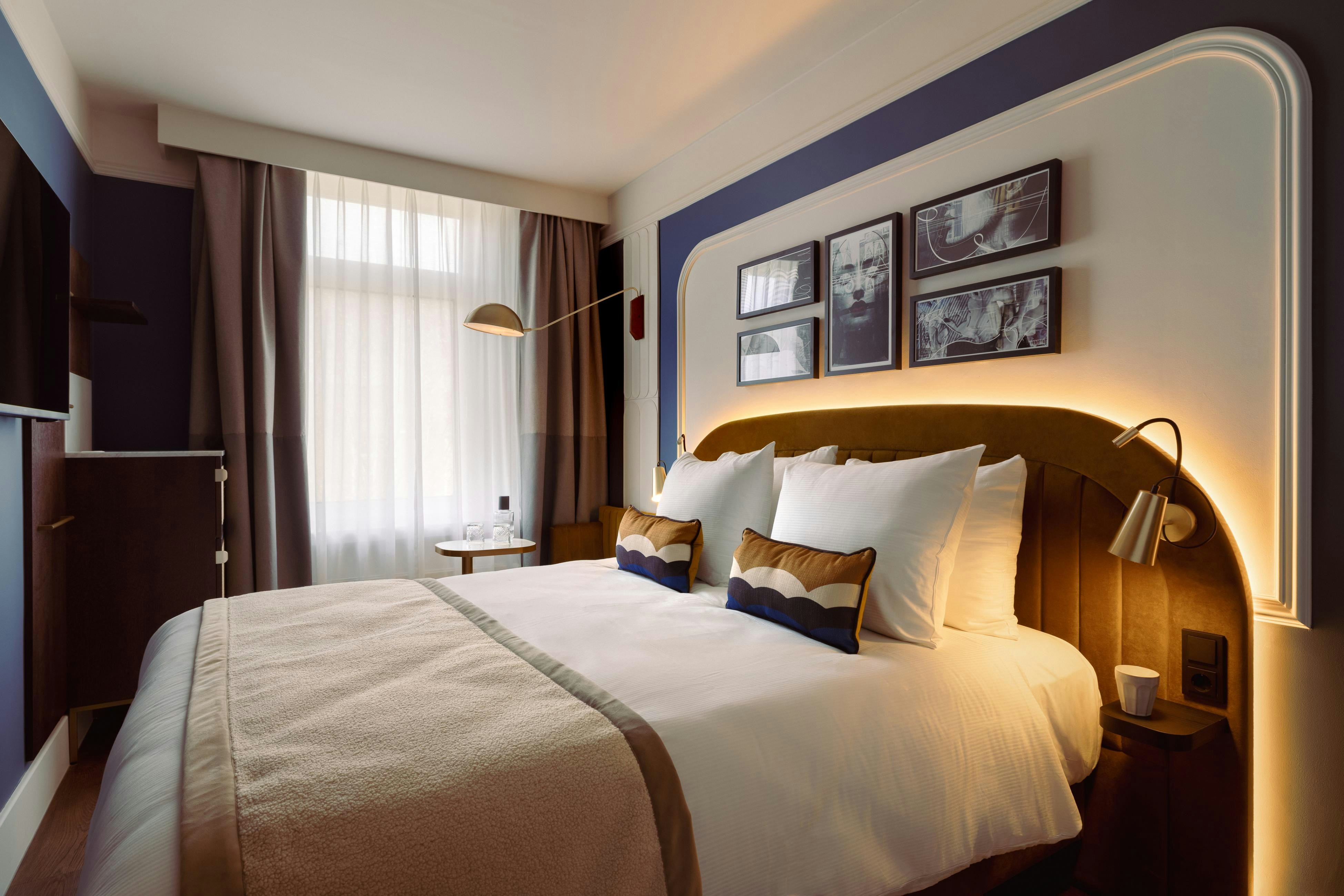 Small Room 1 Double Bed