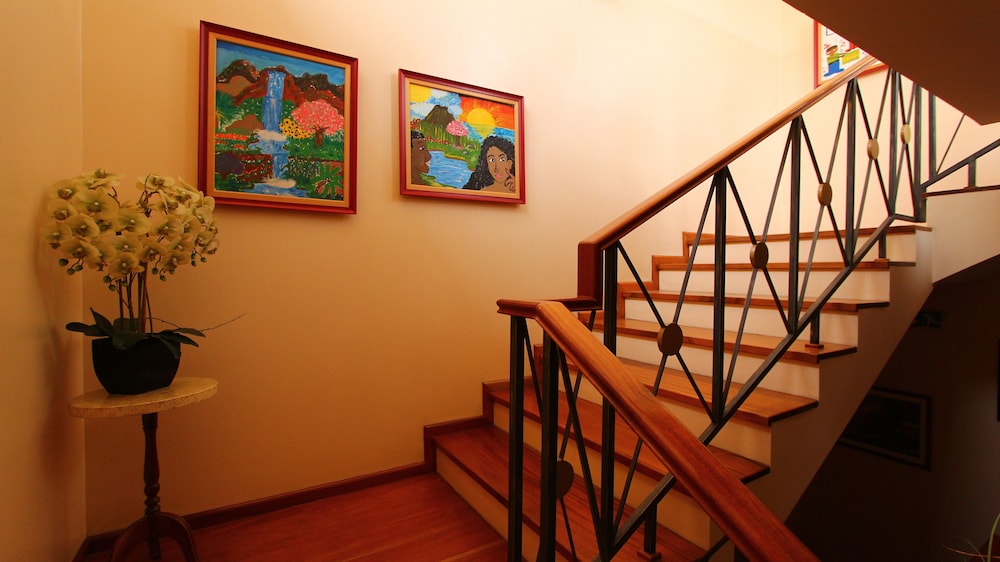 Kiras Boutique Hotel 41/71