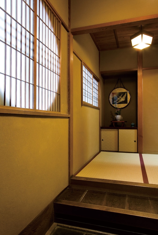 Yunoshimakan 8/50
