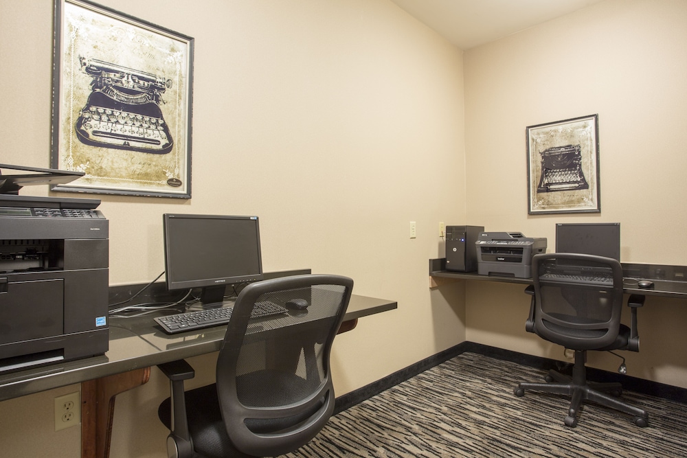 Holiday Inn Express Hotel And Suites Camden I20 Hwy 521 51/54