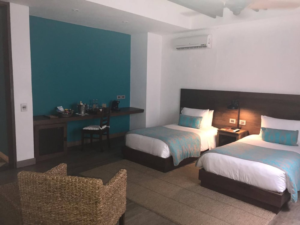 Sophia Hotel 28/65